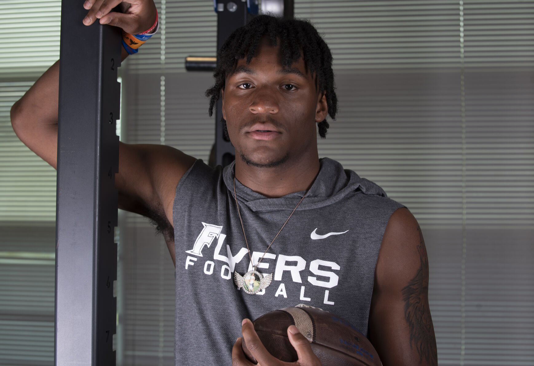 East St. Louis receiver Luther Burden